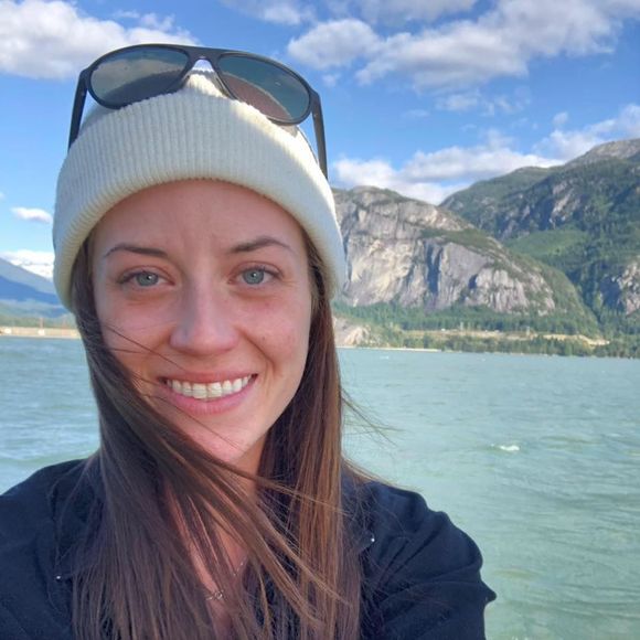 Meet your Posher, Lorna - Picture 1 of 1